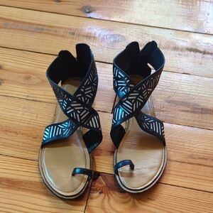 Diane Von Furstenberg Black and White Sandals